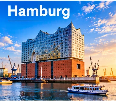 Hamburger Elbphilharmonie am Hafen mit Ausflugsschiff
